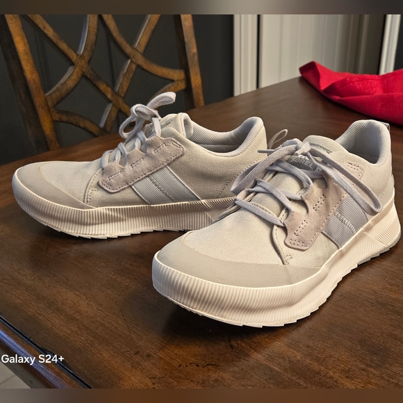 Sorel Sorel Women's Out 'N About Low Waterproof Sneaker - Picture 2 of 6